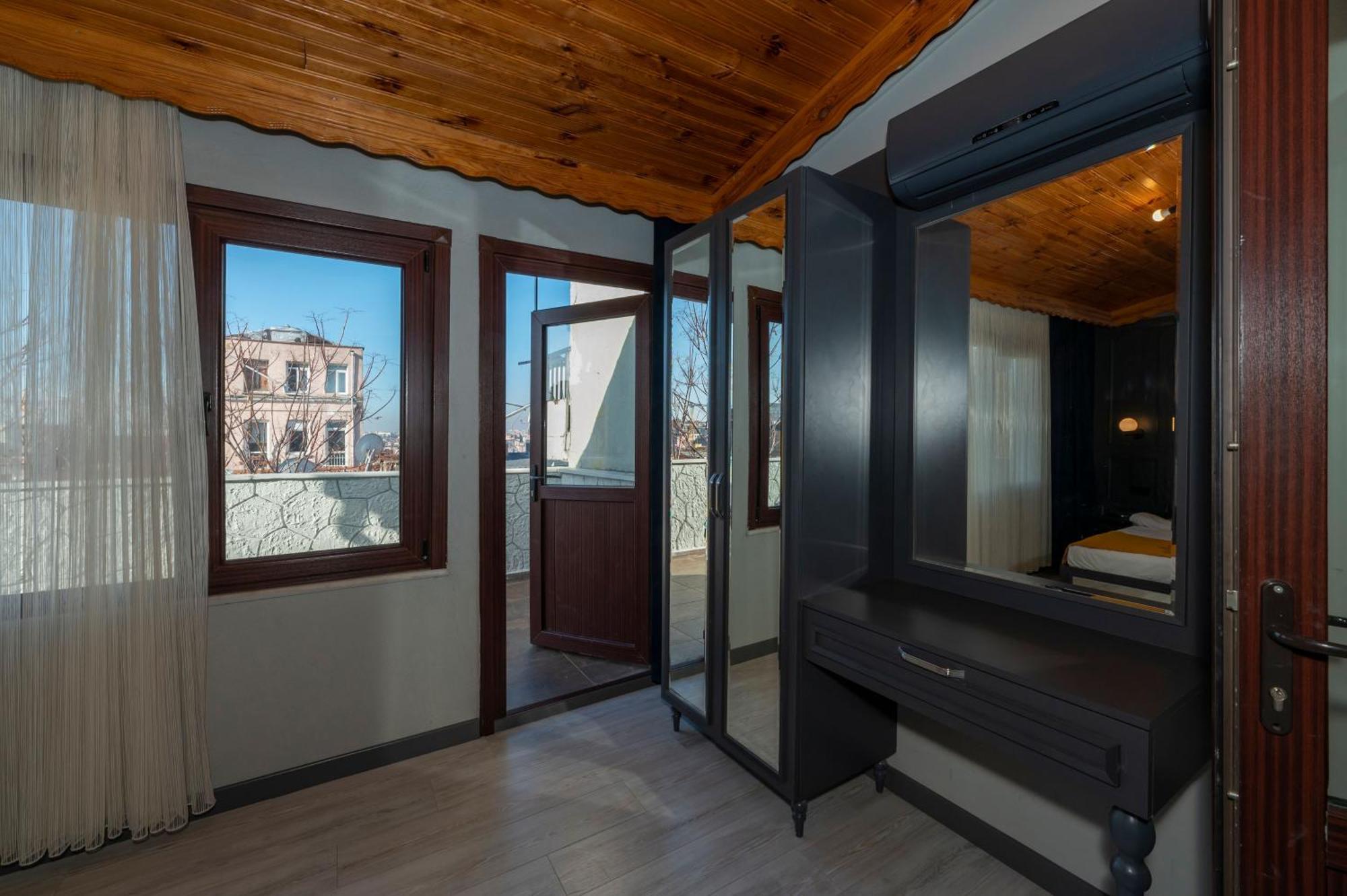 Otel Lagertha Taksim İstanbul
